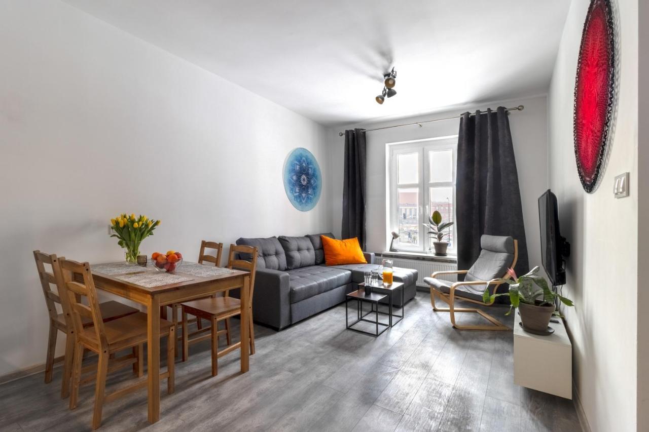 Wszedzie Blisko Apartman Gliwice Kültér fotó